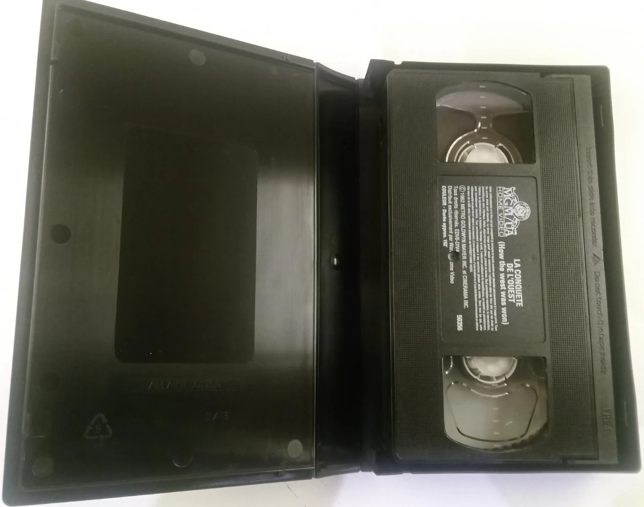 The Conquest of the West on VHS – photo 3
